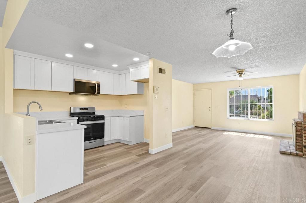 listing image 130720899743115032767