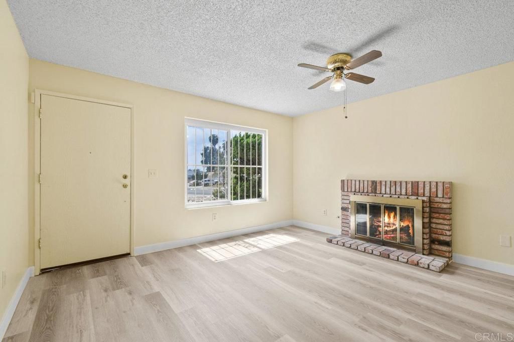listing image 130723915317202316506