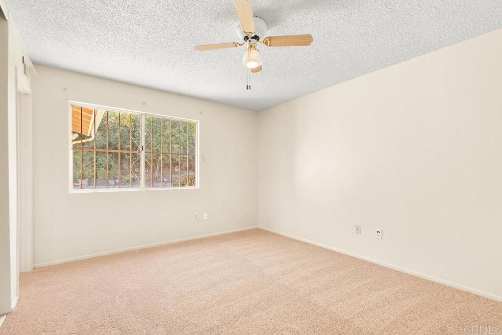 listing image 130727368805705279754