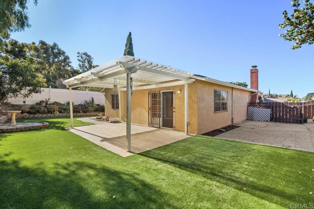listing image 130729440780775792236