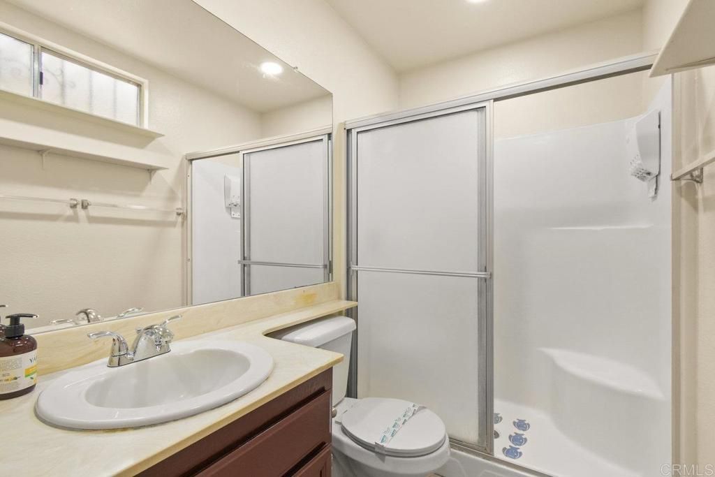 listing image 130723113372545704725