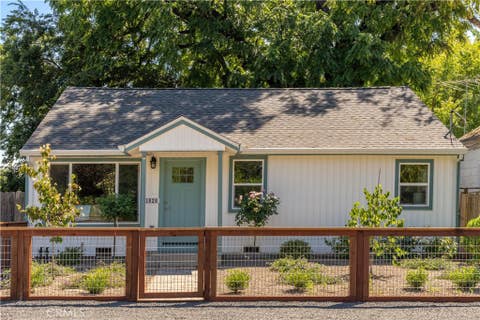Photo of 1020 Poppy Street, Chico, CA 95928 (MLS # SN26167916)