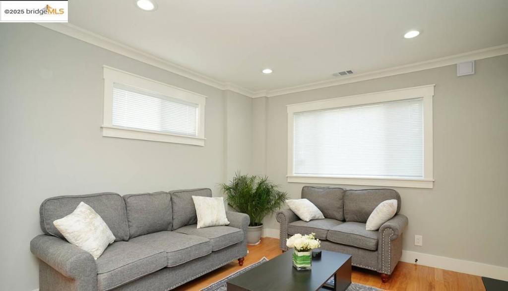 EMERYVILLE - Residential