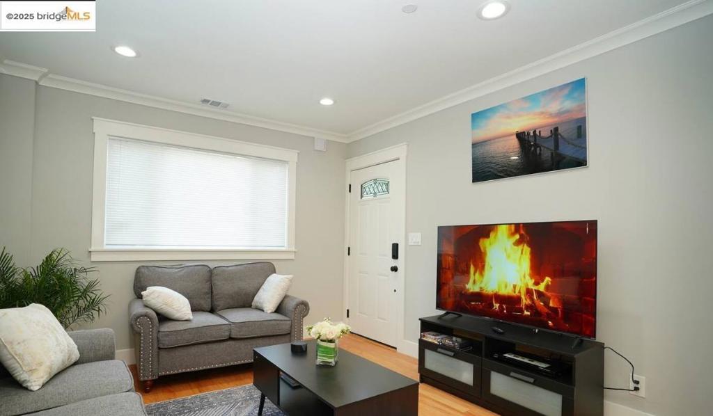 EMERYVILLE - Residential