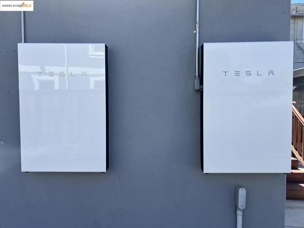 EMERYVILLE - Residential