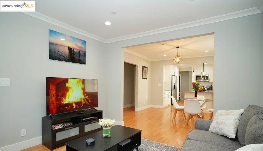 EMERYVILLE - Residential