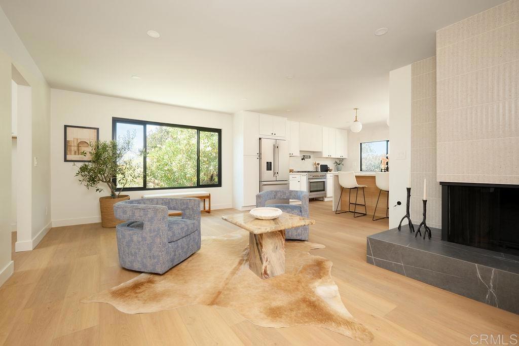 2025 Valley Road