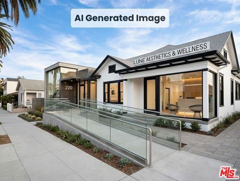 Photo of 220 N Oxford Avenue, Los Angeles, CA 90004 (MLS # 26761785)