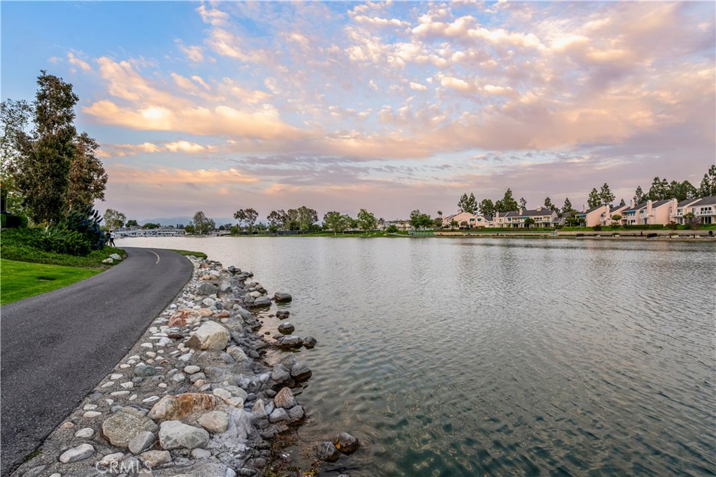 Laurels (LR) - Residential
