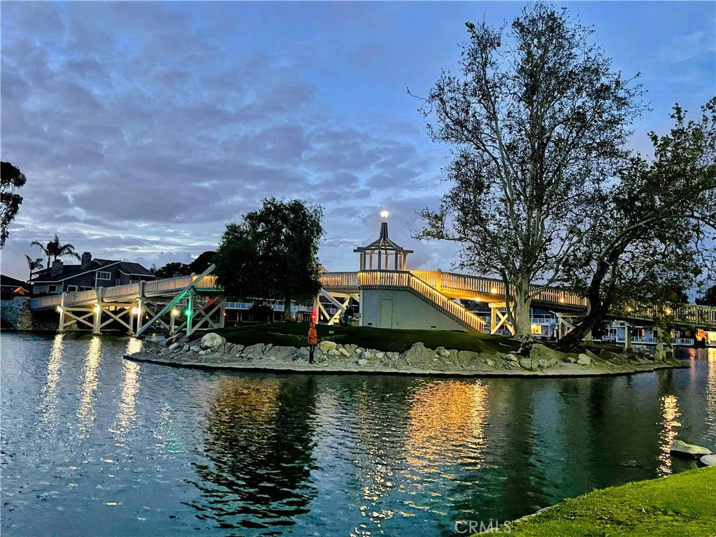 Laurels (LR) - Residential