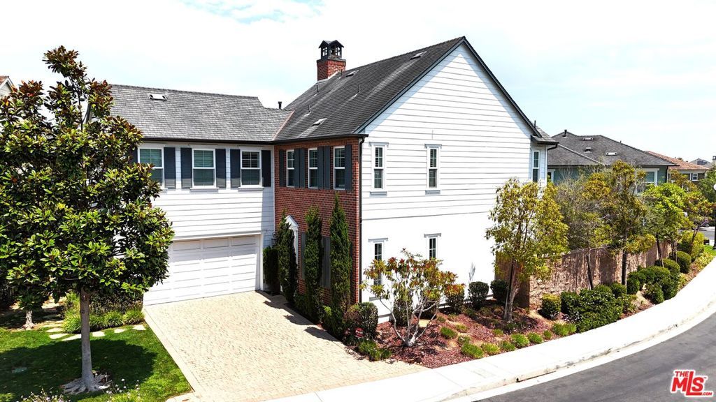 Photo of 17322 Wareham Lane, Huntington Beach, CA 92649 (MLS # 25571103)