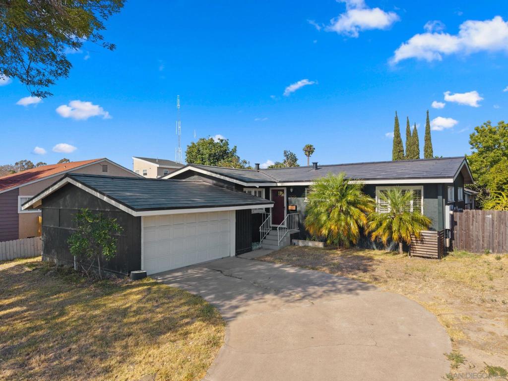 1105 Kelton RD
