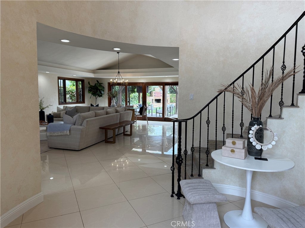 266 Joann Street, Costa Mesa CA 92626 - Photo 10