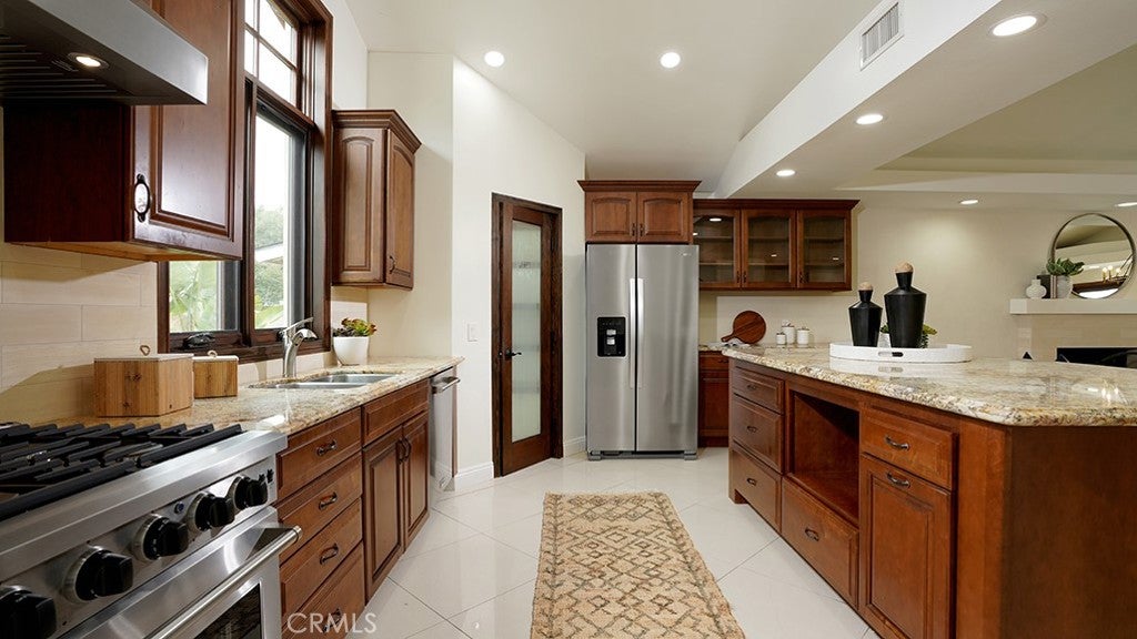 266 Joann Street, Costa Mesa CA 92626 - Photo 29