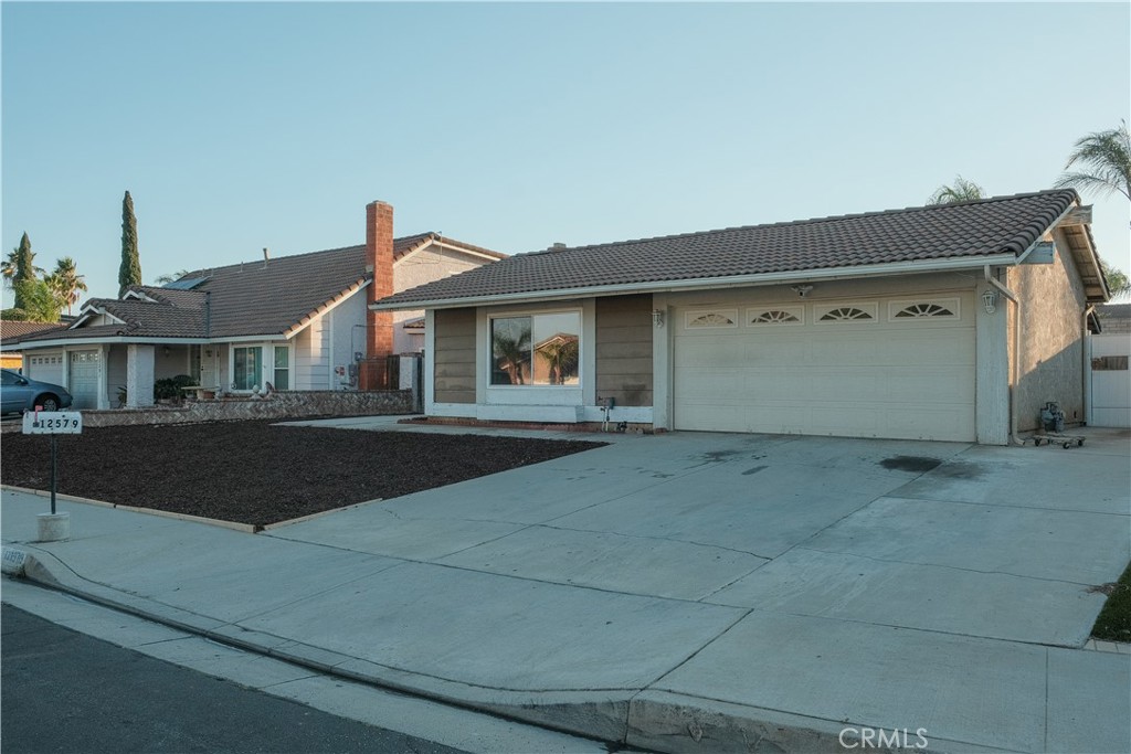12579 Penske Street