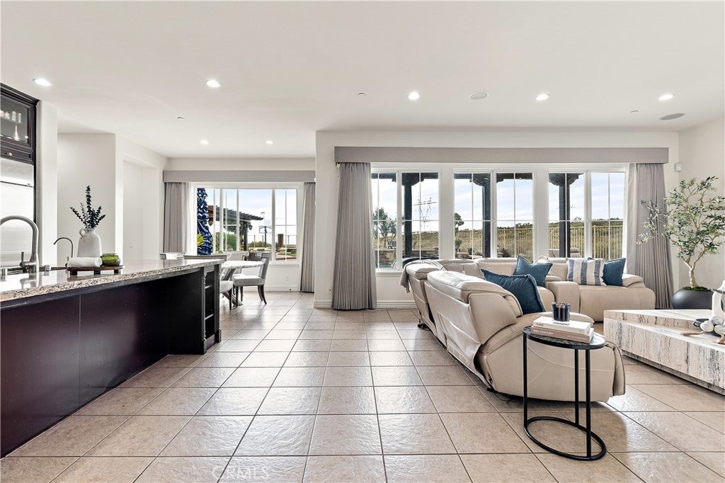 5156 Branding Iron Place