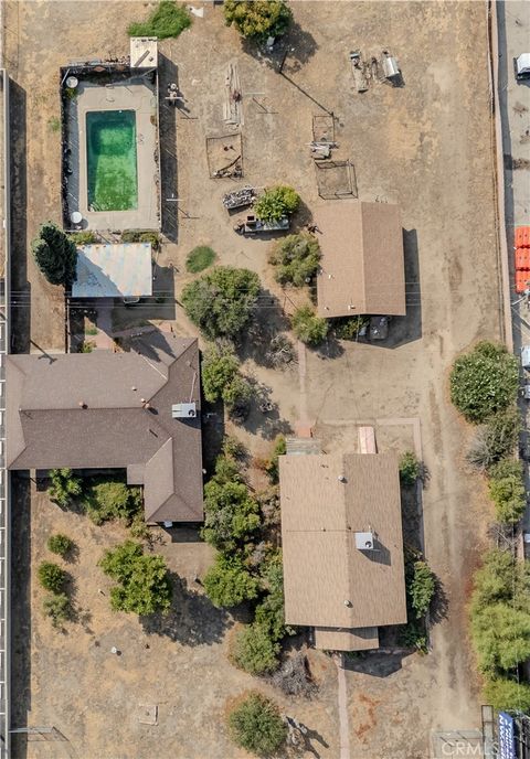 Photo of 4011 Rosedale, Bakersfield, CA 93308 (MLS # NS25223079)