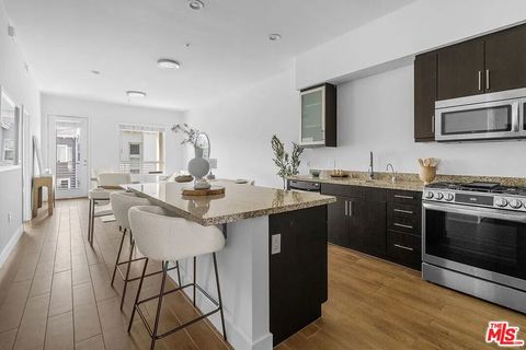 Photo of 12920 Runway Road #342, Los Angeles, CA 90094 (MLS # 25620591)