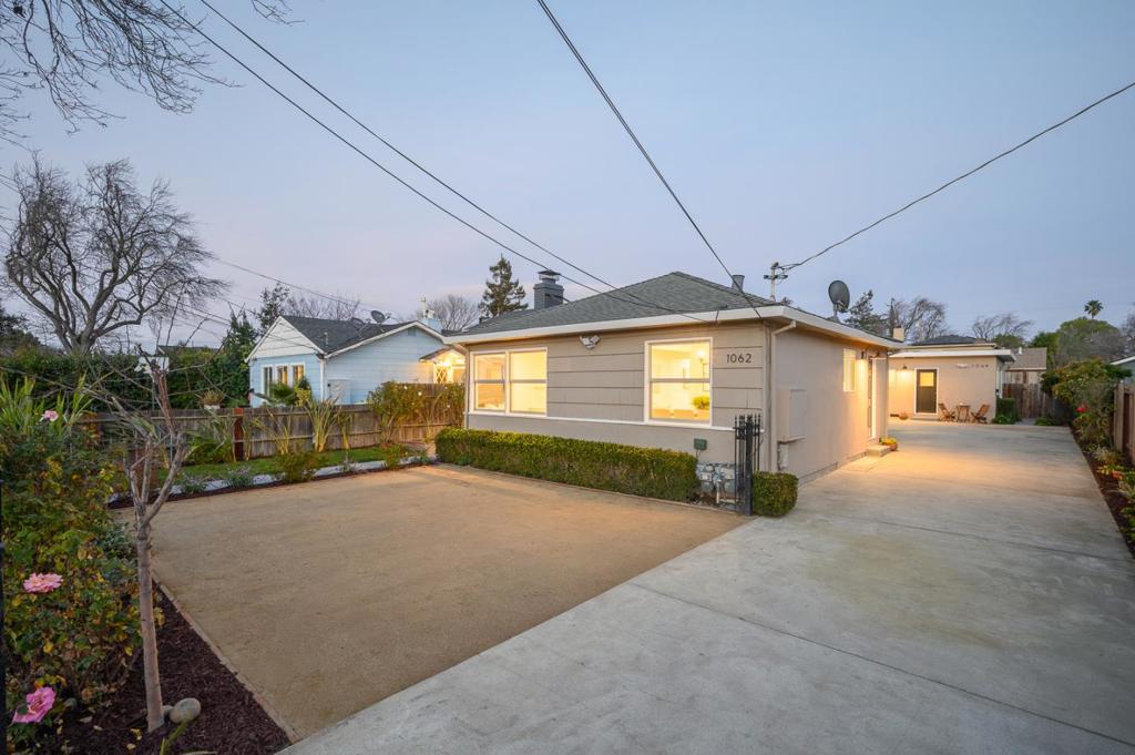 1064 15th Avenue, Redwood City CA 94063