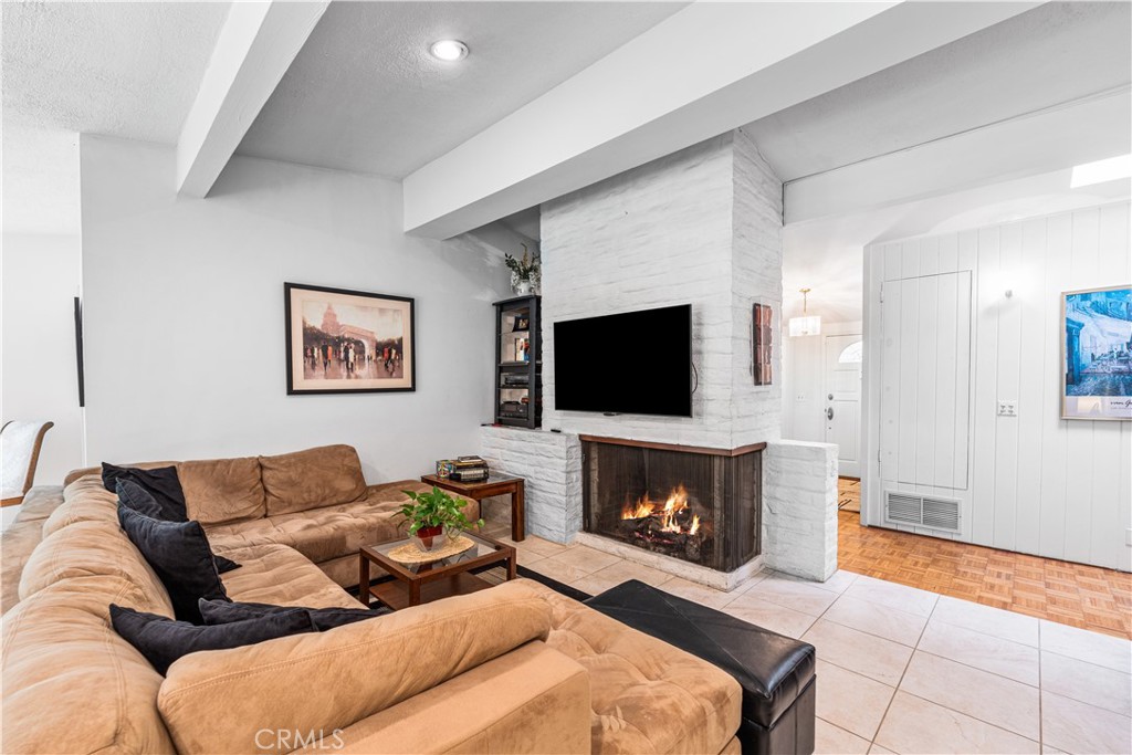 3624 Loadstone Drive