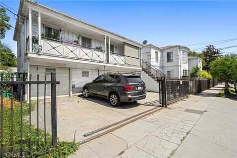 Photo of 1200 N Kenmore Avenue, Los Angeles, CA 90029 (MLS # SR25186453) Photo of 1200 N Kenmore Avenue, Los Angeles, CA 90029 (MLS # SR25186453)