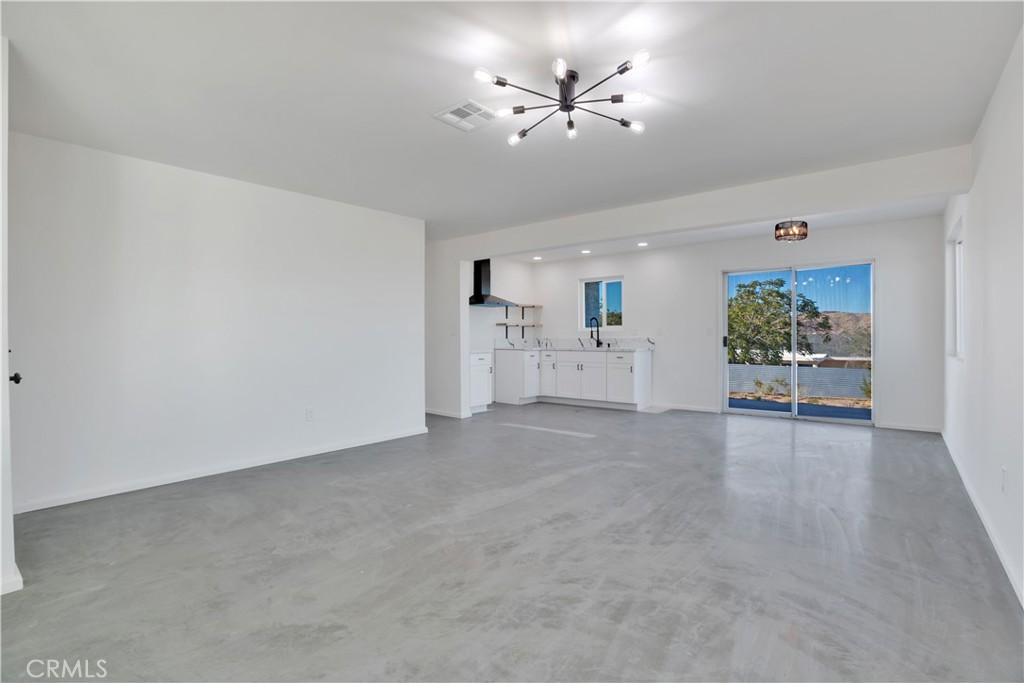61638 La Jolla