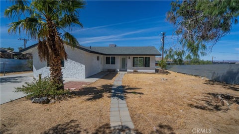 Photo of 61638 La Jolla Dr, Joshua Tree, CA 92252 (MLS # AR25273008)
