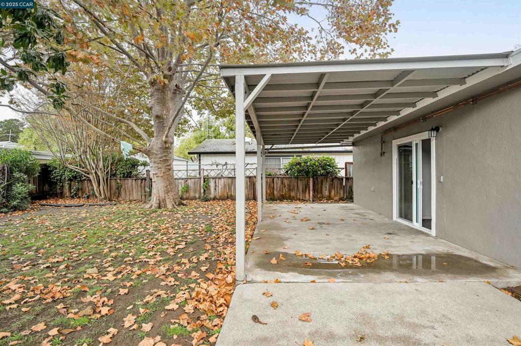 VINE HILL - Residential