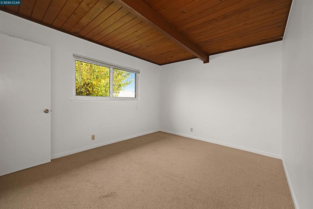 VINE HILL - Residential