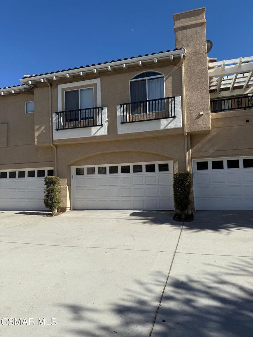 Fantastic townhome - light and bright unit in a terrific location. 3 Bedroom, 2 1/2 bath, 2 story unit. Living room has vaulted ceiling and fireplace. Kitchen has tons of storage and opens to family room area. Washer/Dryer included. Attached 2 car garage with lots of storage. Low maintenance rear yard. Move in and enjoy the community pool and spa! 1 small pet that does not require grass may be considered with an increased deposit. No smoking! Available now!Please note - 3rd bedroom does not have a closet