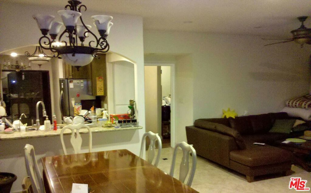 801 S Plymouth Boulevard 302