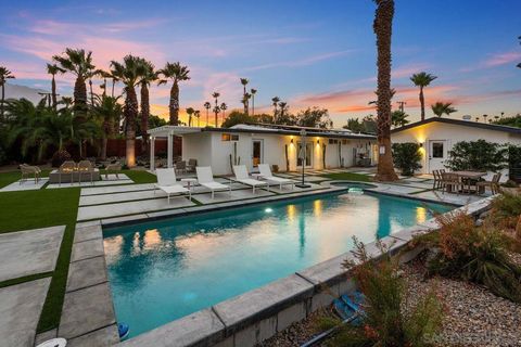 Photo of 3045 E Verona Drive, Palm Springs, CA 92262 (MLS # 250041476SD)