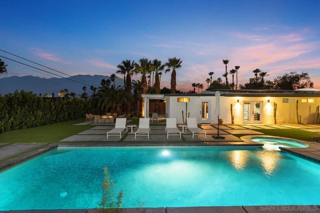 Photo of 3045 E Verona Drive, Palm Springs, CA 92262 (MLS # 250041476SD)