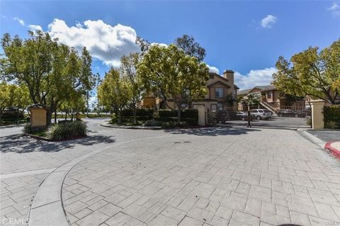 19431 Rue De Valore 31D Lake Forest CA 92610