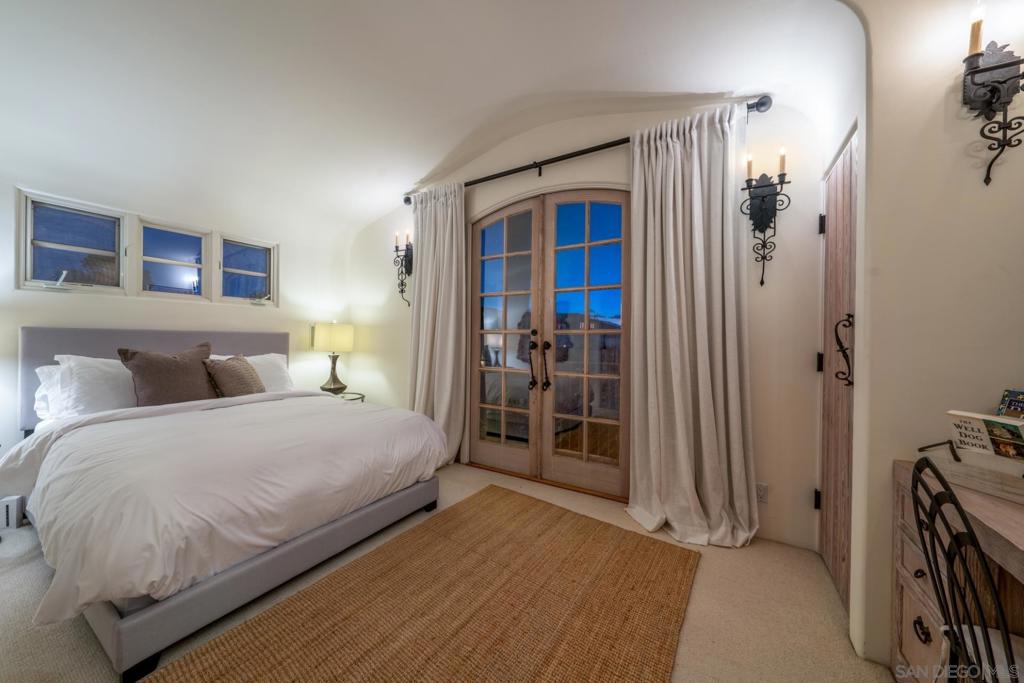 Rancho Santa Fe - Residential Lease