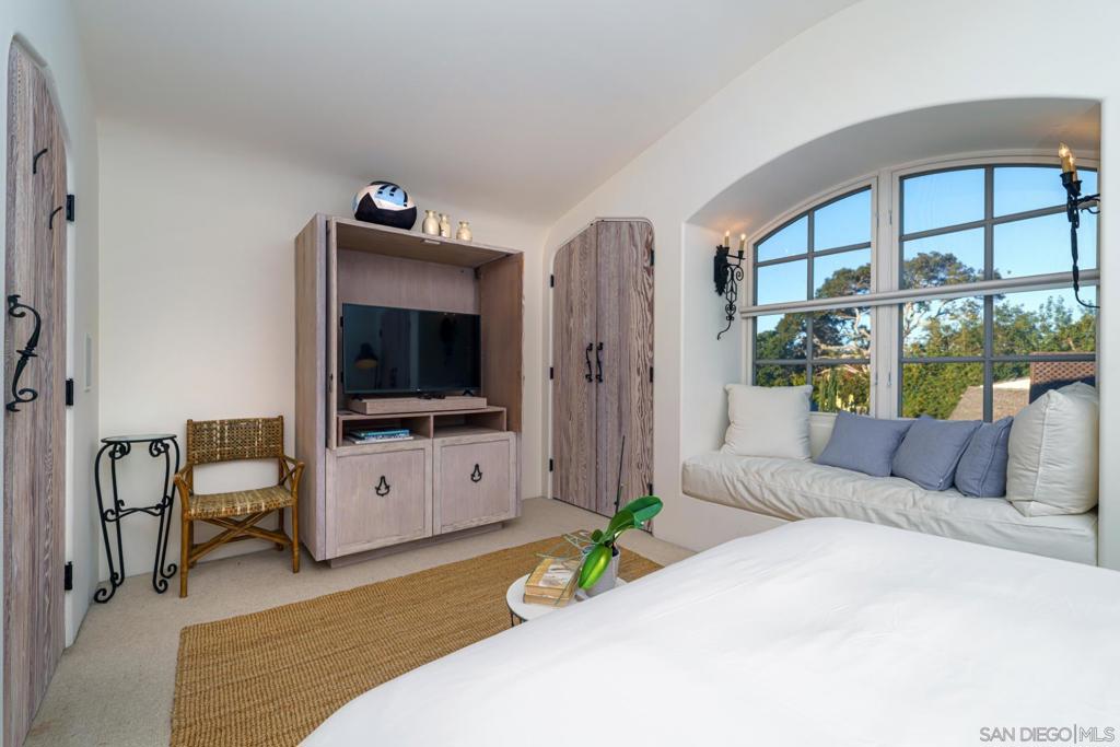 Rancho Santa Fe - Residential Lease