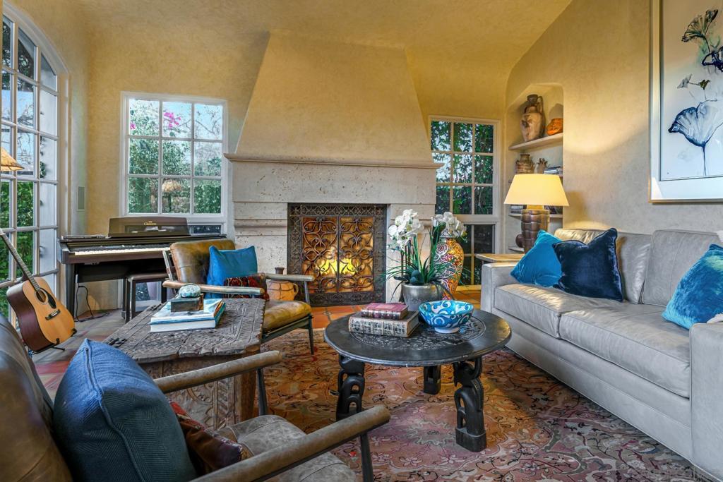 Rancho Santa Fe - Residential Lease