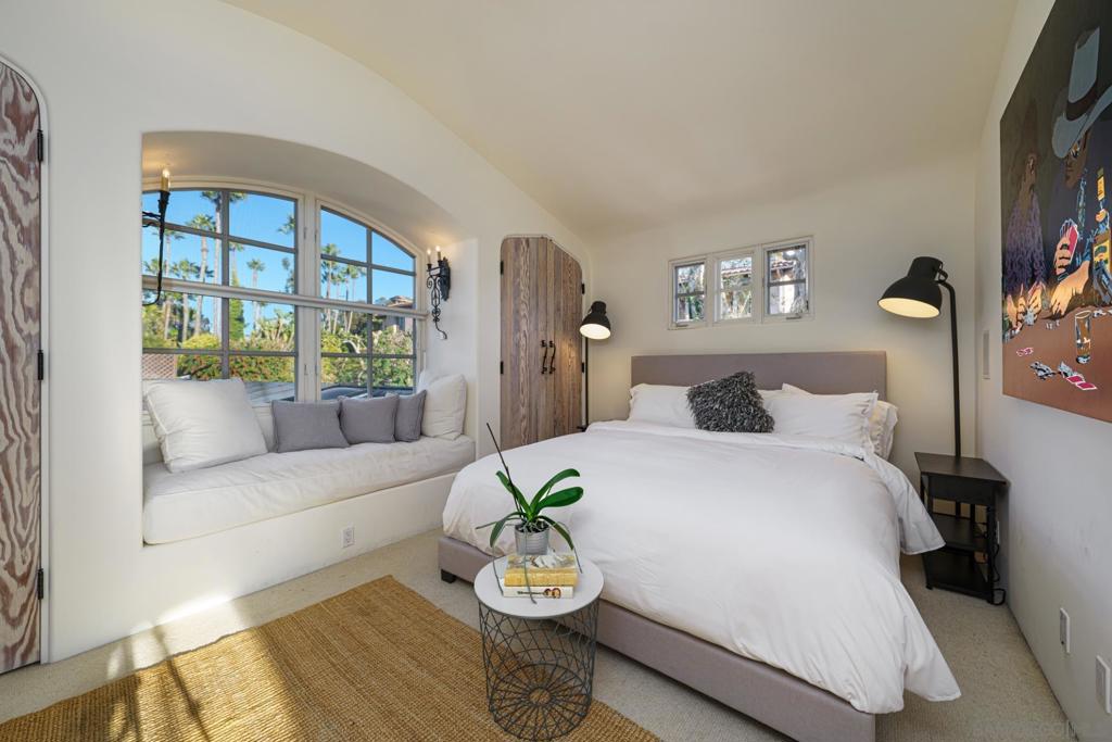 Rancho Santa Fe - Residential Lease