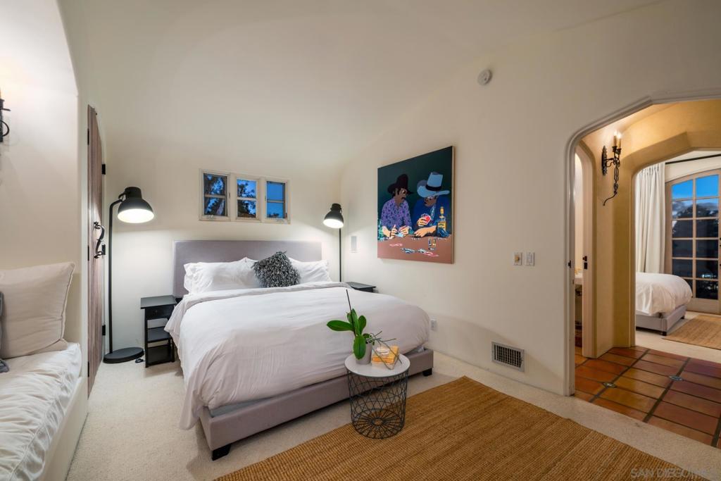 Rancho Santa Fe - Residential Lease