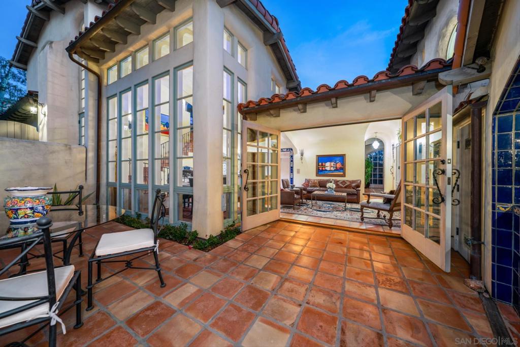 Rancho Santa Fe - Residential Lease