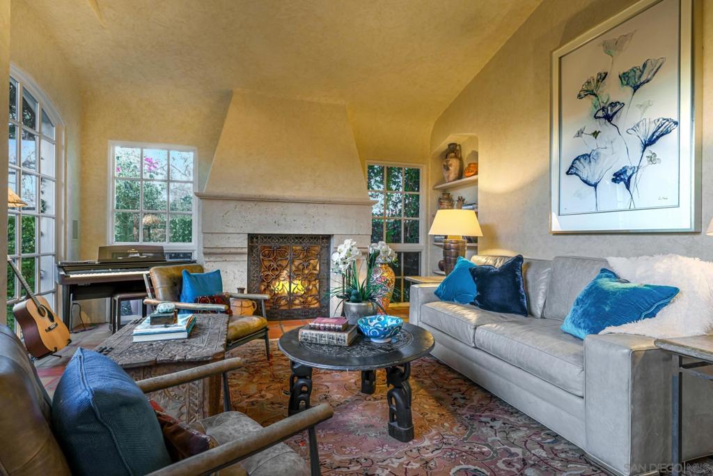 Rancho Santa Fe - Residential Lease