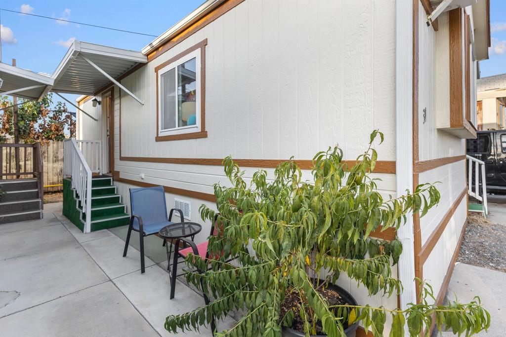 This well-maintained 1 bedroom, 1 bathroom mobile home is located in a friendly, all-ages park. The home offers functional living space, and the home includes a designated parking spot for added convenience. Situated close to local schools, shopping, and public transportation, this property provides a great opportunity for homeownership in a convenient location. Pictures coming soon.