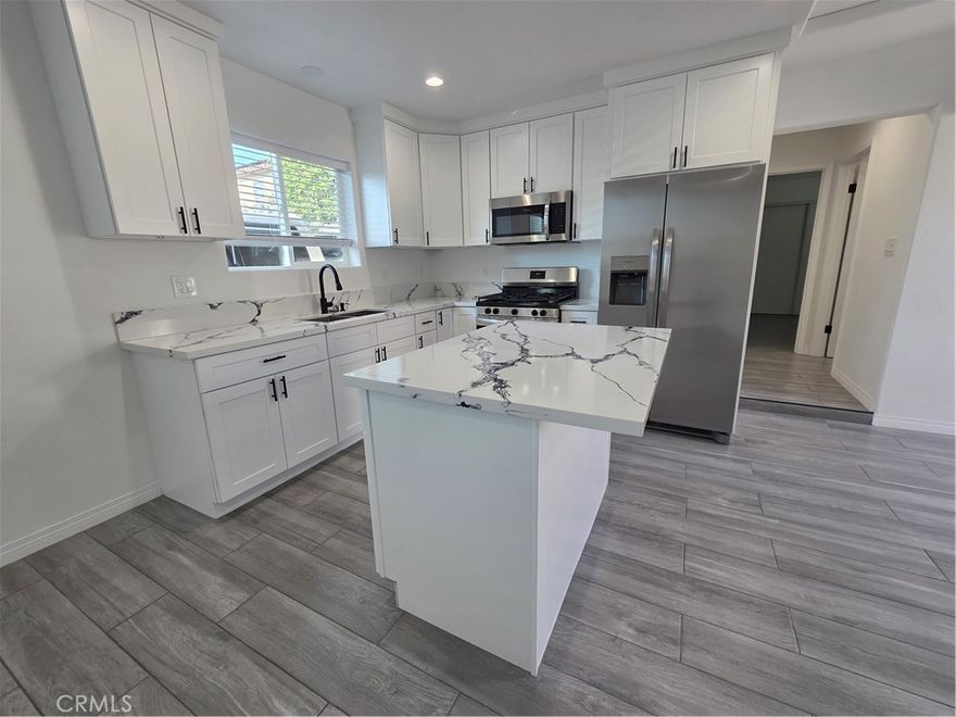 Brand New ADU for Rent in Prime North Hills Location!
Welcome to this newly built, move-in ready ADU offering 2 bedrooms, 2 bathrooms, and approximately 800 sq ft of modern living space in a highly desirable North Hills neighborhood. This beautiful unit features brand-new flooring throughout, a stylish new kitchen with modern countertops, and completely renovated bathrooms designed with a clean, contemporary feel.
Enjoy the comfort and convenience of a bright, open layout, perfect for comfortable living. Water is included, adding extra value and savings. Located close to shopping, dining, and major freeways, this ADU offers both comfort and accessibility.

Don’t miss this opportunity to live in a brand-new home in a great North Hills location!