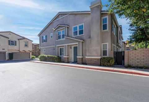 42921 Avenida Amistad Temecula CA 92592