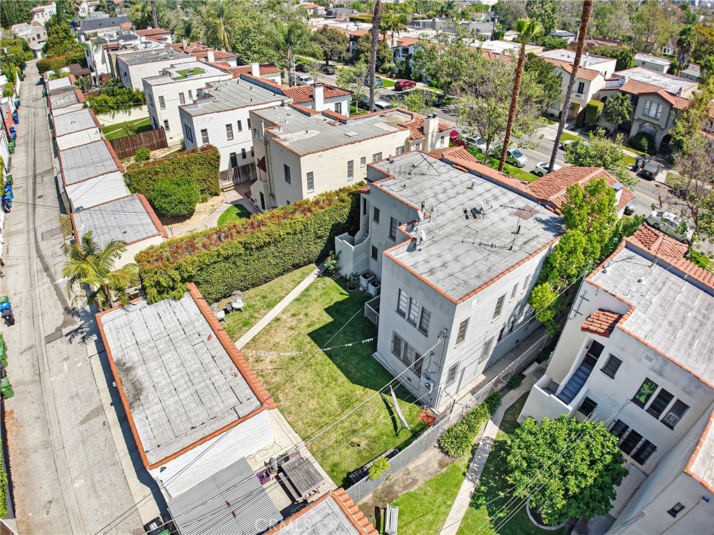 1071 S Crescent Heights Boulevard