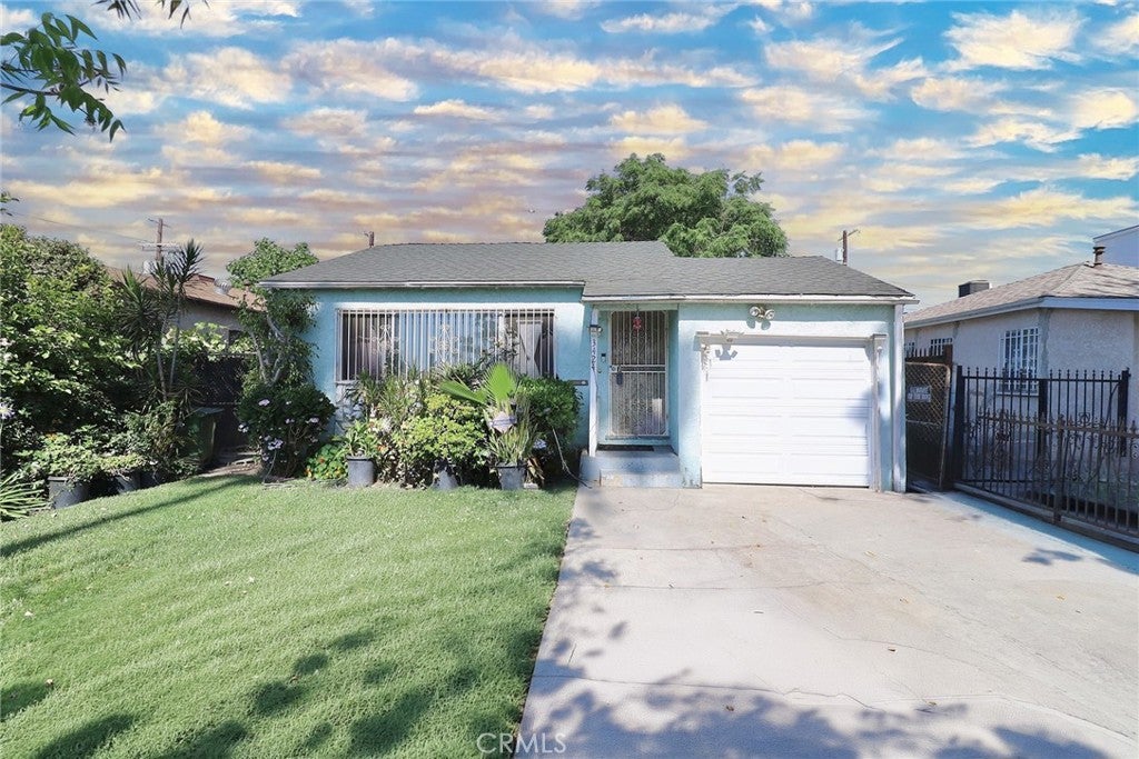 3424 Potomac Avenue