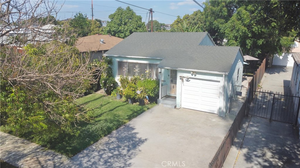 3424 Potomac Avenue