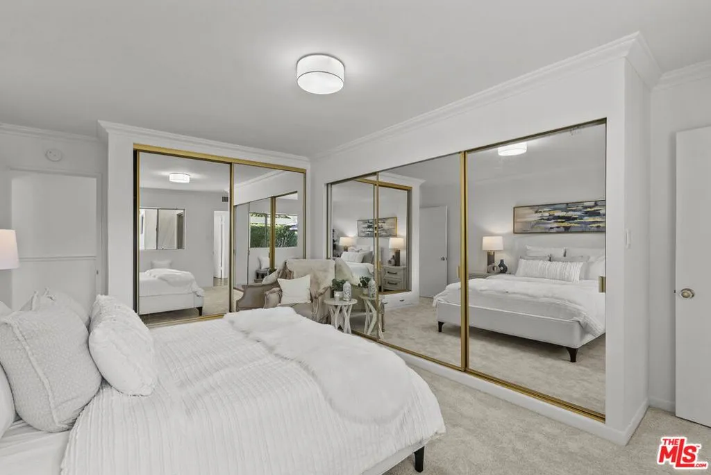 Encino, California 91436, United States, 3 Bedrooms Bedrooms, ,2 BathroomsBathrooms,Residential,Active,239473