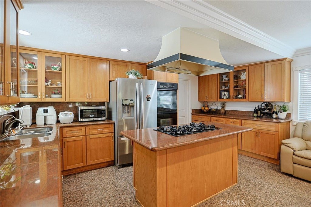 25532 Charlemagne, Laguna Hills CA 92653 - Photo 7
