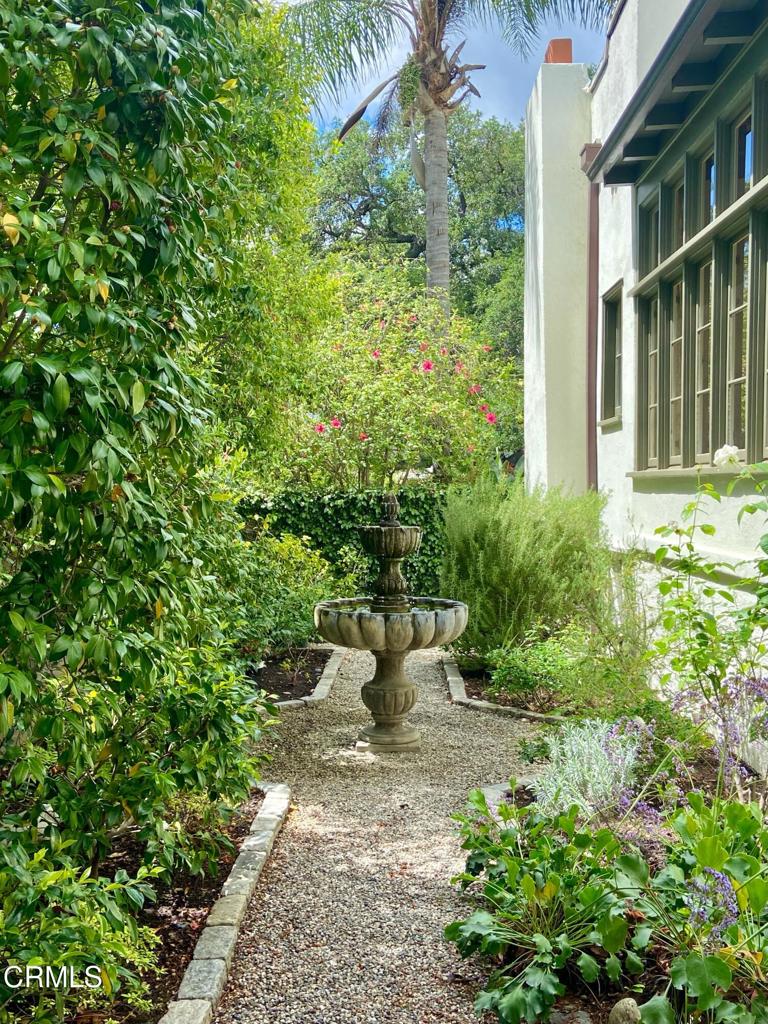 1450 N Michigan Avenue